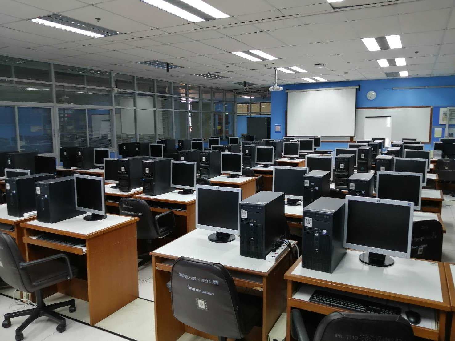 ห้องปฏิบัติการคอมพิวเตอร์ 3